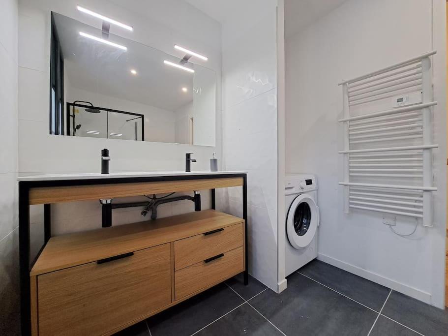 Апартаменти Antibes, Duplex Lumineux Реймс Екстер'єр фото